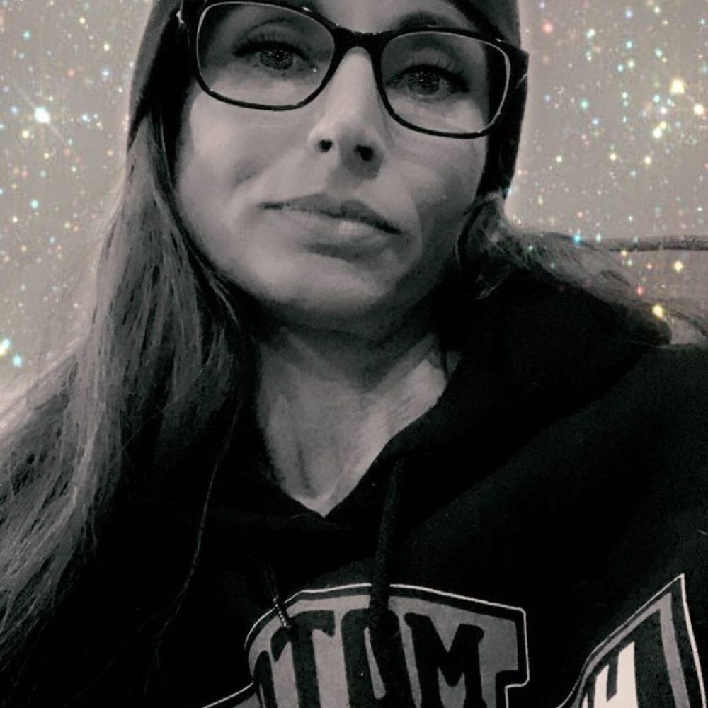 Meet your Posher, Sera